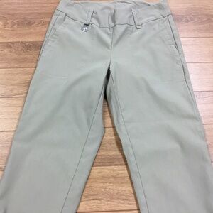 Woman’s Daily Sports golf pants size 10